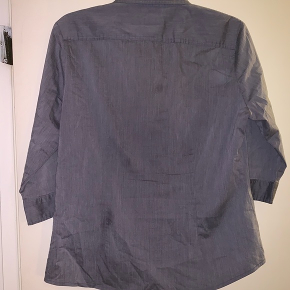 Gray 3/4 sleeve button down NY&Co size L - Picture 6 of 6